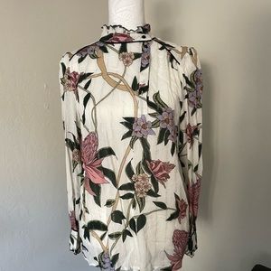 NWOT Floral blouse with metallic details